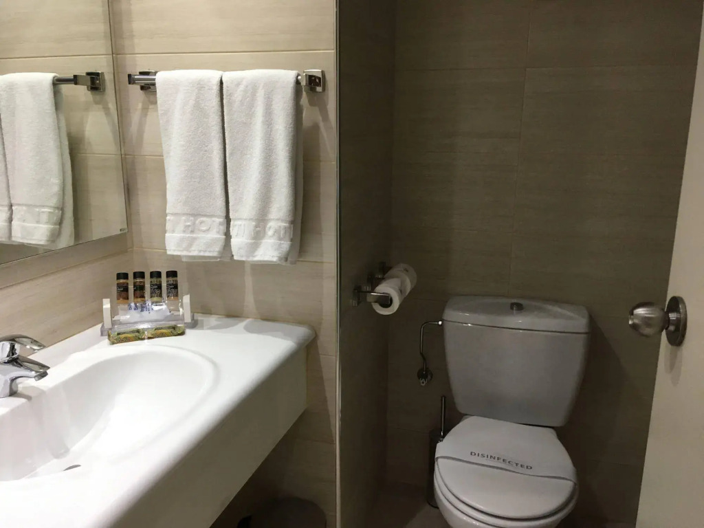 Avanti Hotel