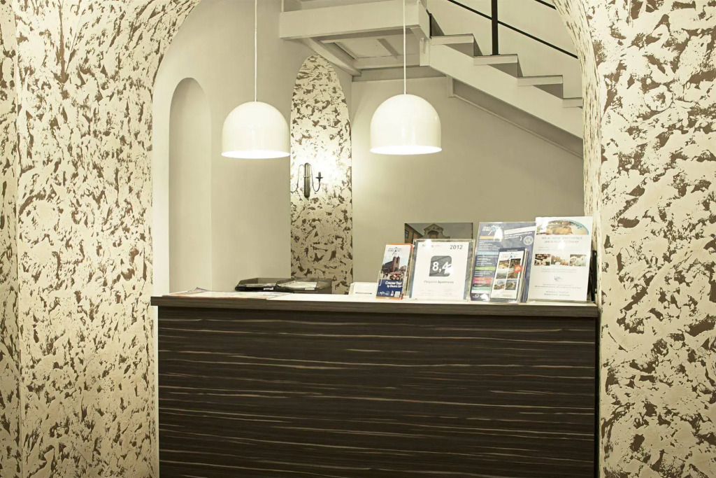 Pergamin Apartments