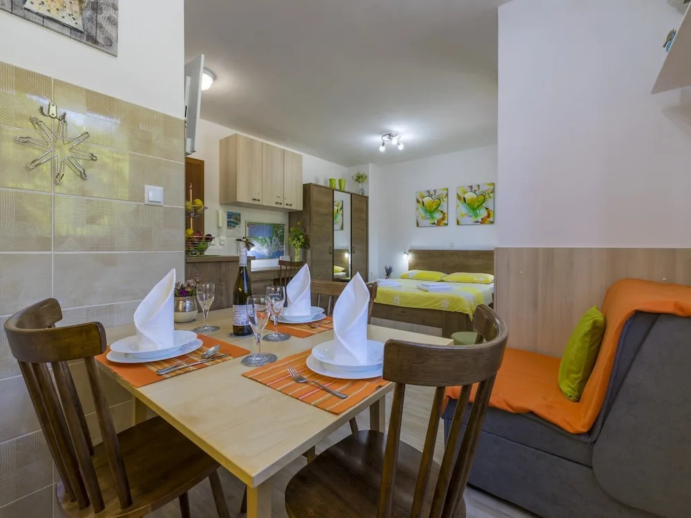 Apartment Zeki