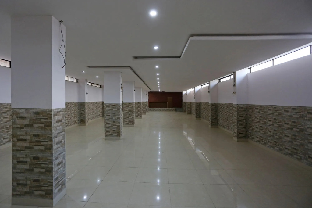OYO 8190 Hotel Satyan Inn