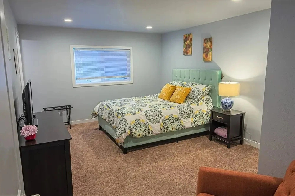 PNW Retreat Great Location in South Seattle
