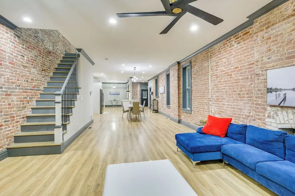 Walk to Gravois Park: 'nice Home' w/ Garage