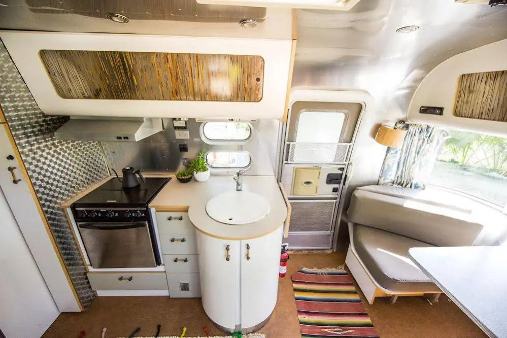 Caravan Outpost