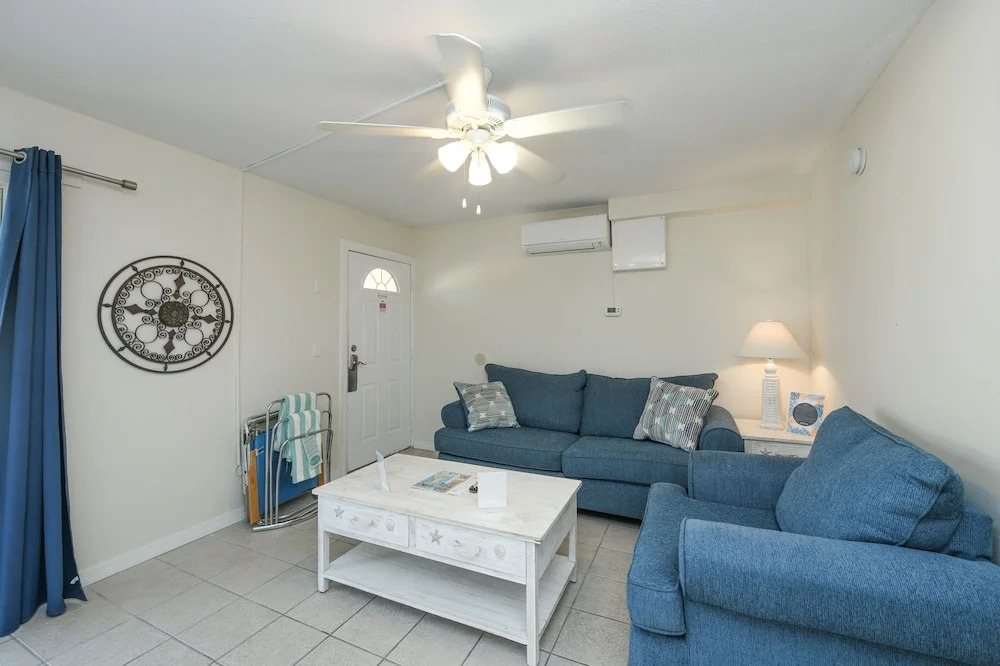 Beachside of the Village By Beachside Management