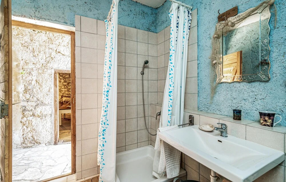 Stunning Home in Janjina With Wifi and 2 Bedrooms