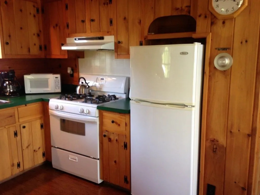 Rough Cut Lodge