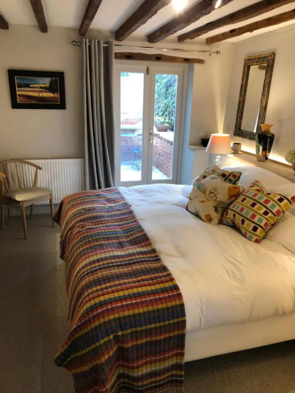 Thames Edge Rooms