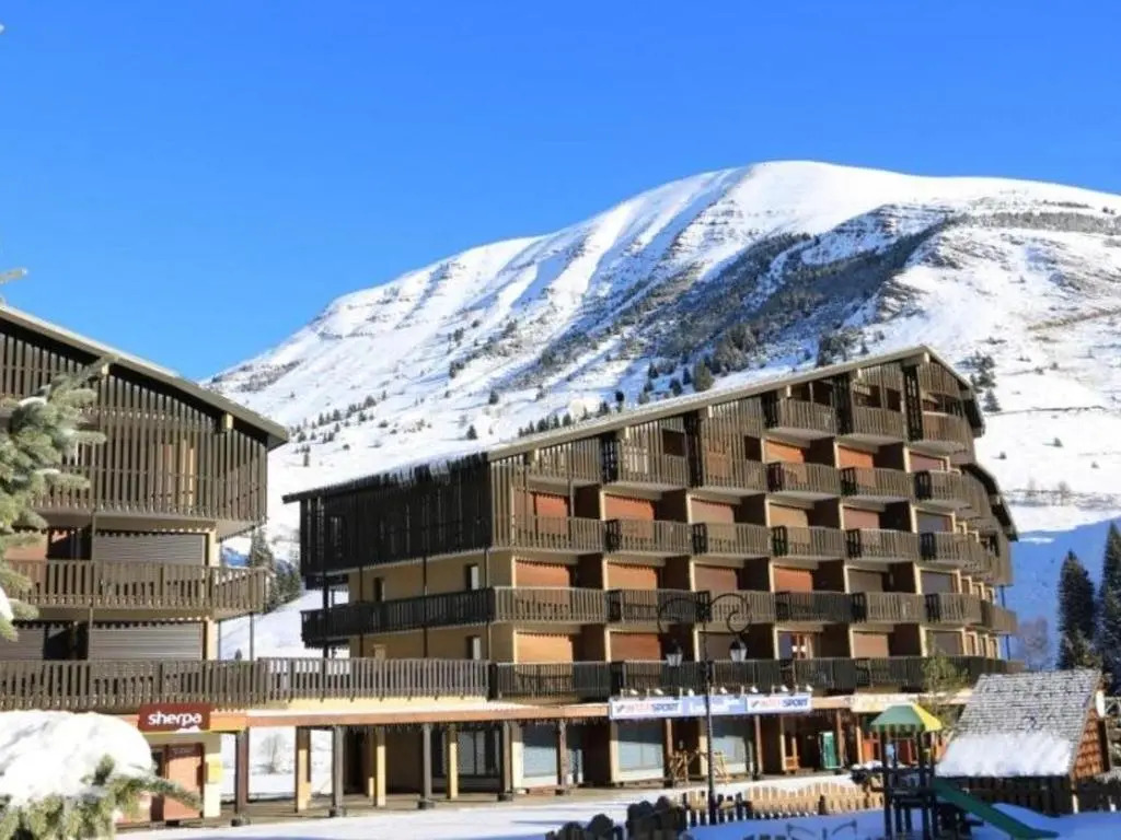 Appartement Auris, 3 pièces, 6 personnes - FR-1-297-77