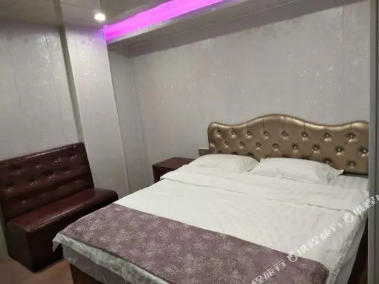 7 Days Inn Shenzhen Houhai Sihai Park