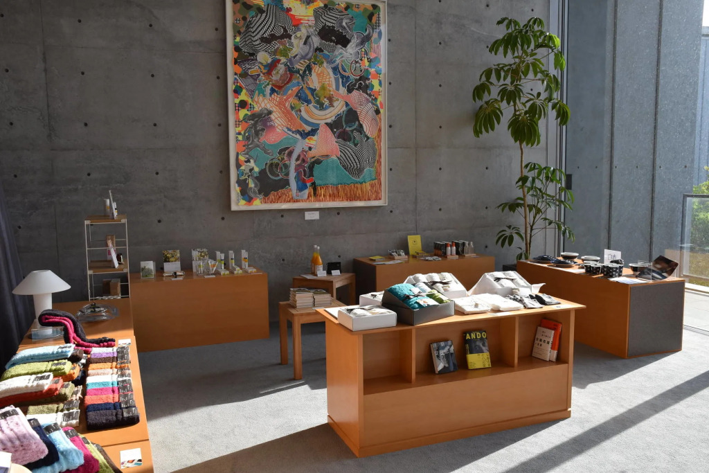 SETOUCHI RETREAT AONAGI by Onko Chishin