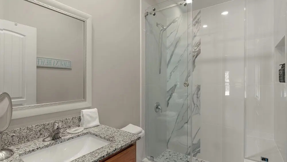 Ocean Oasis by Avantstay Block to Beach West Pcb, Pet-friendly