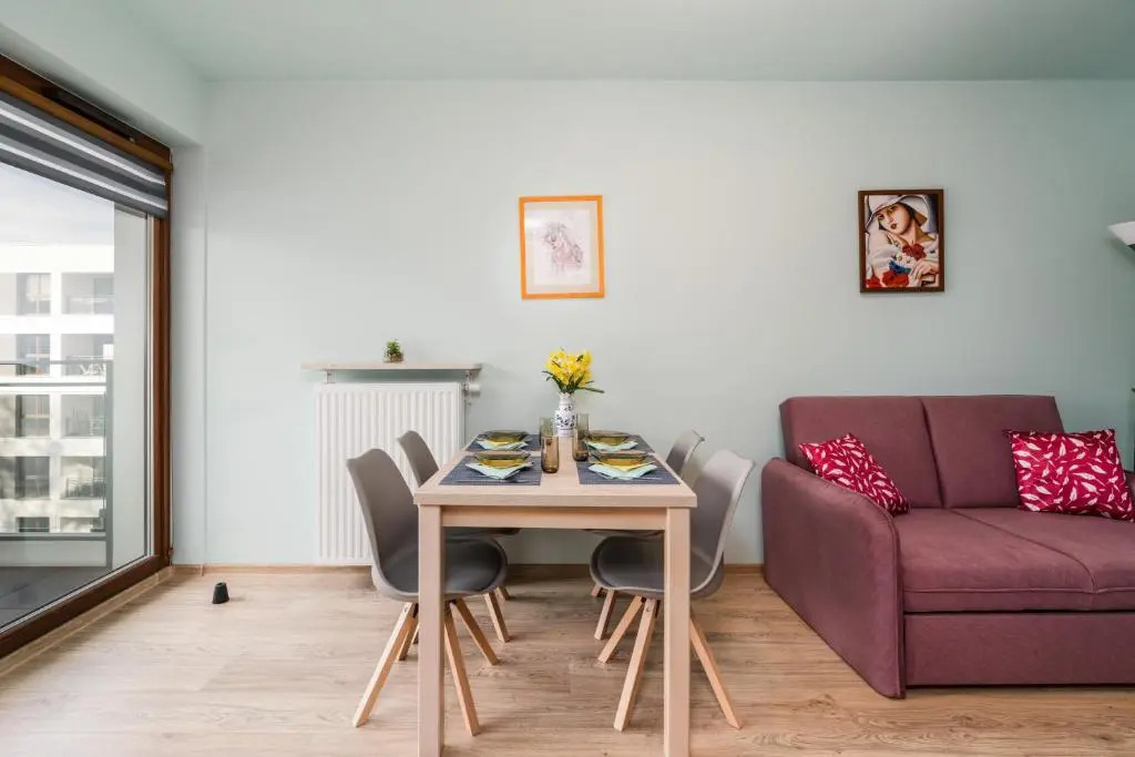 Bookowska 18 Apartments by Renters