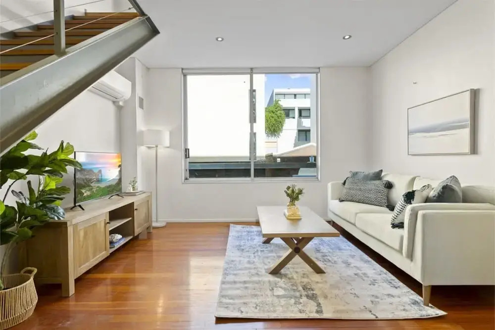 Beautiful Bondi 1-bed Apartment Meters From Beach