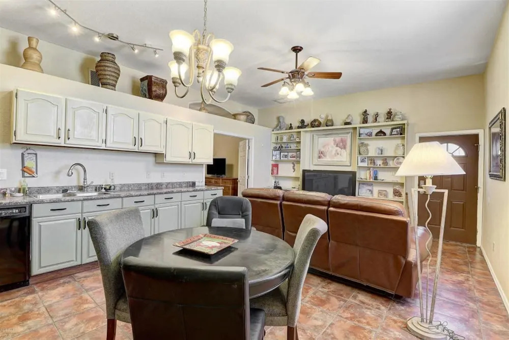 2BR Scottsdale Kierland Unit