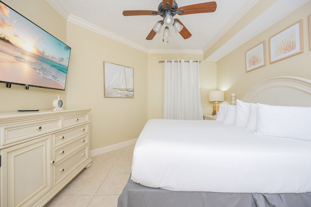 Phoenix On The Bay 1206 2 Bedroom Condo