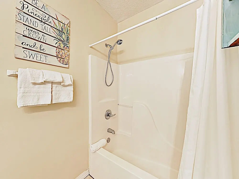 New Listing! Coastal Charmer W/ Luxe Amenities 3 Bedroom Condo