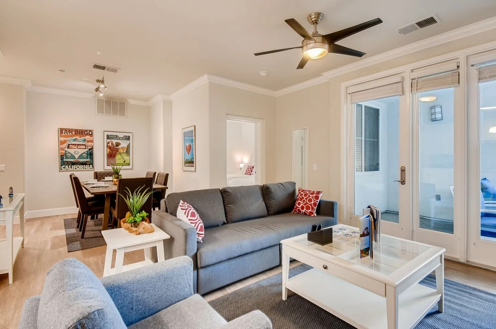 (70% off) - San Diego Top Location Work Or Fun 2BR/2.5 Bath - Pool, Gym, & Free Parking (FV10)