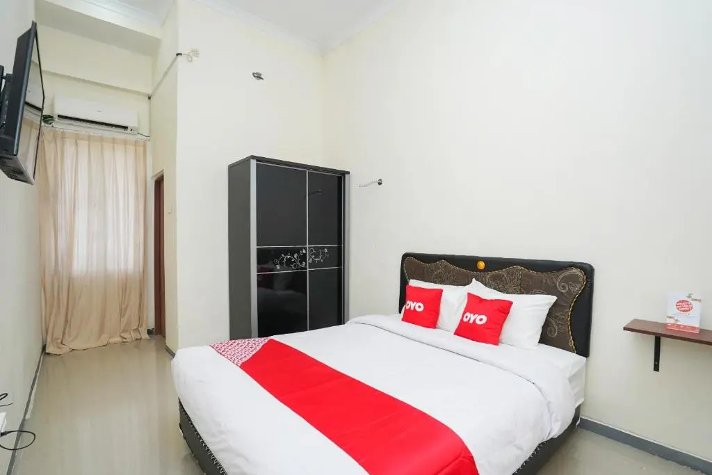 OYO 2968 Cahaya Residence Surabaya Near RSU National Hospital Kota Surabaya