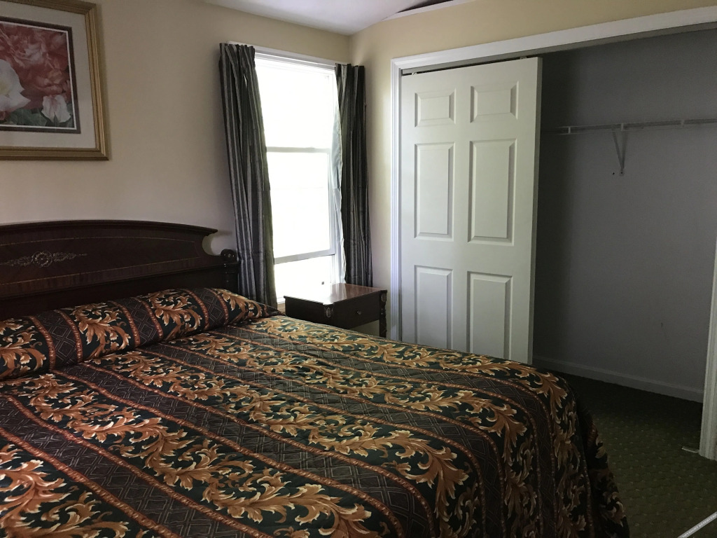 Exit 5 Resort & Condominium