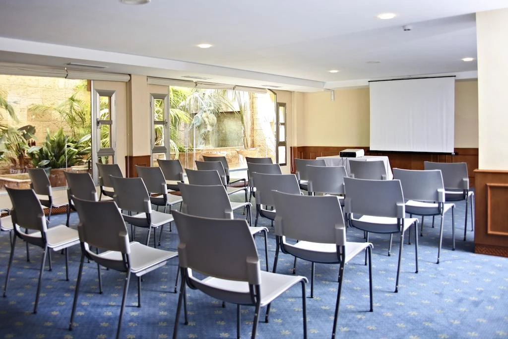 Viva Suites & Spa 16+
