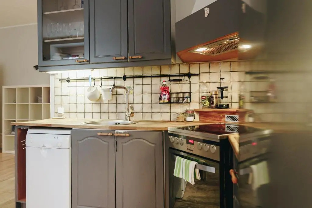 2BDRM City Center Apartment with Sauna and Free Parking