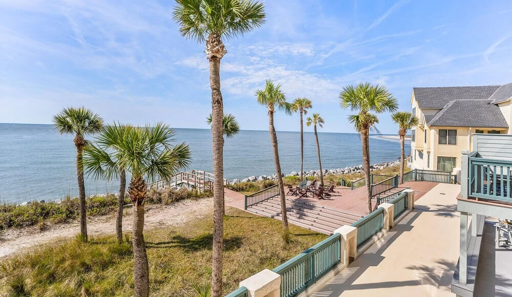 643 New Haven - Three Bedroom Villa