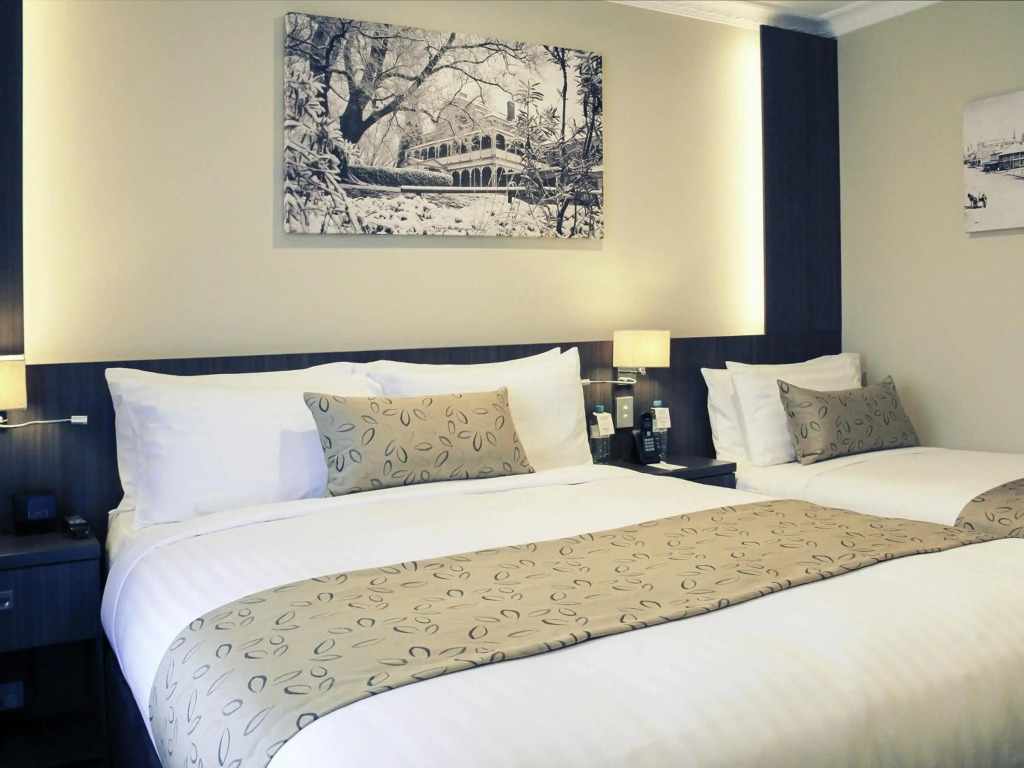Mercure Orange