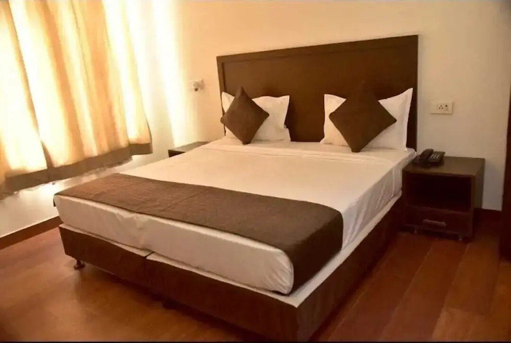 Silver Tree Hotel
