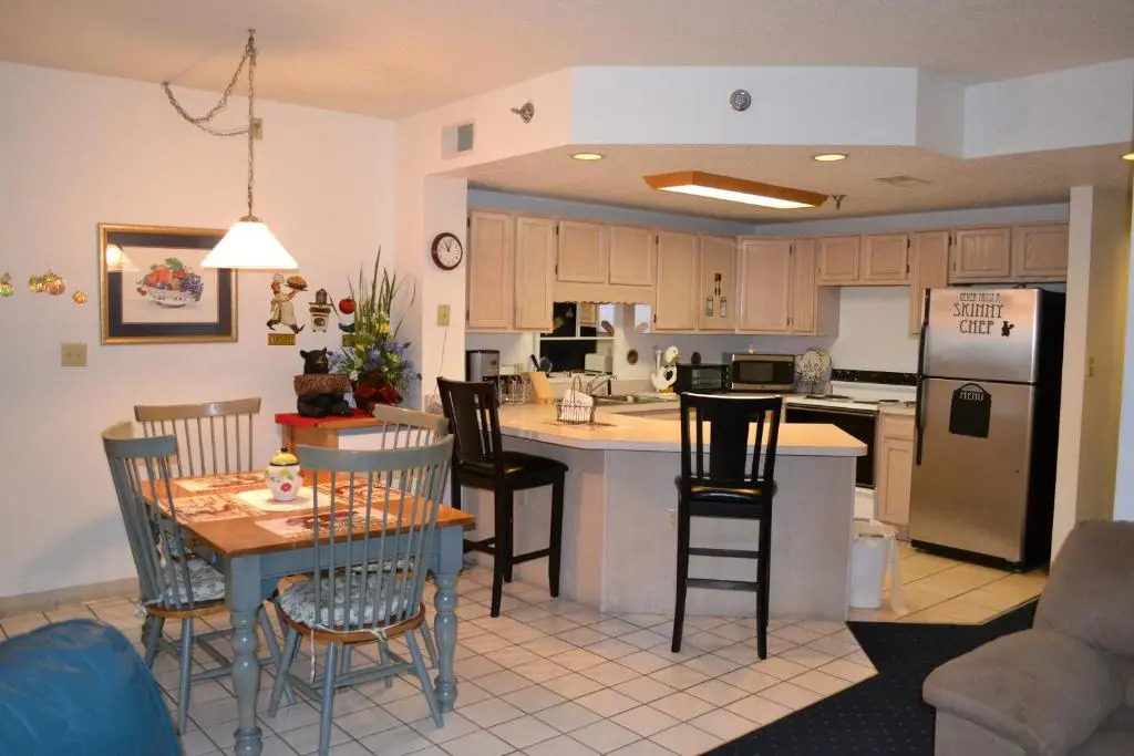 River Place Condos 410 3BD