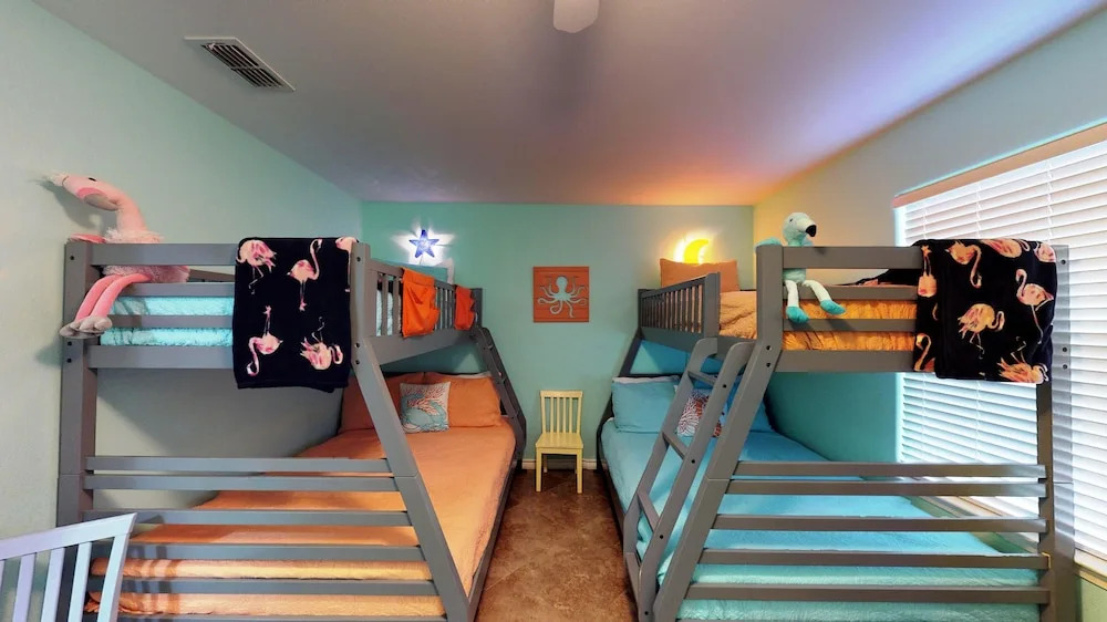 Orange Flamingo 3 Bedroom Home