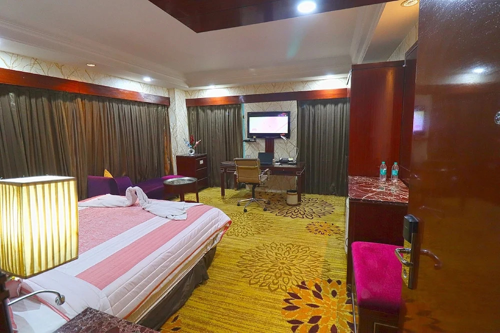 Best Western Skycity Hotel