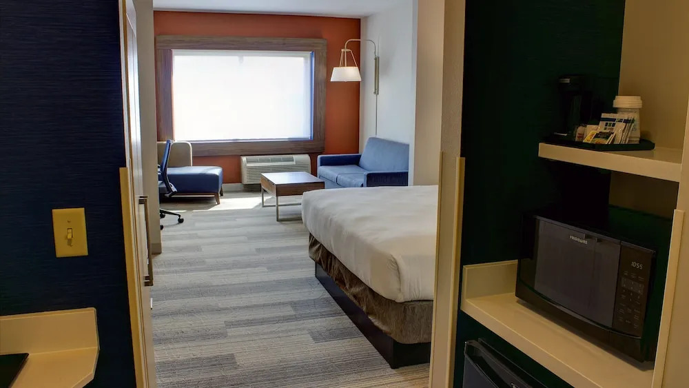 Holiday Inn Express Spencer by IHG