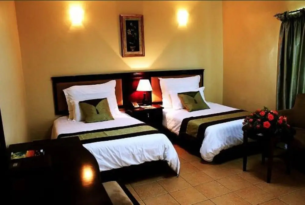Moba Hotel & Convention Centre