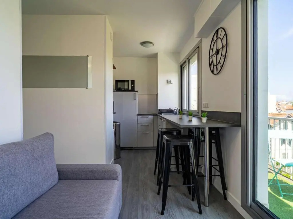 Appartement Biarritz, 1 Pièce, 4 Personnes - Fr-1-3-465