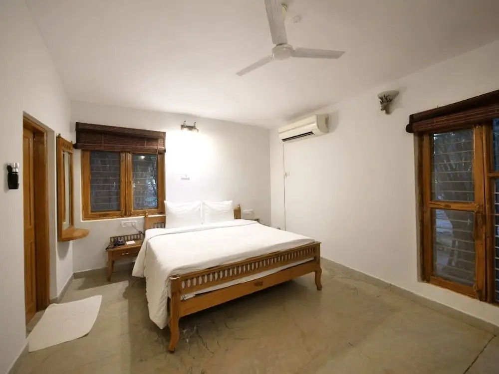 Bandhavgarh Meadows