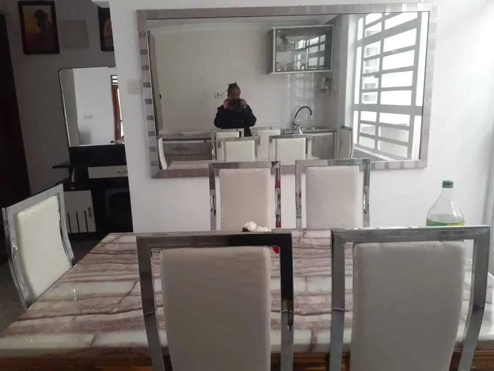 Lux Suites Utawala Private Residence