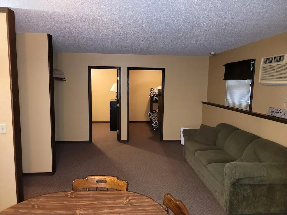 Bar M Resort & Campground