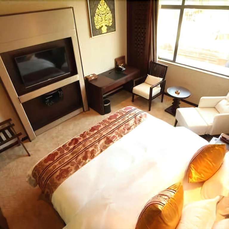 Banghe Hotel