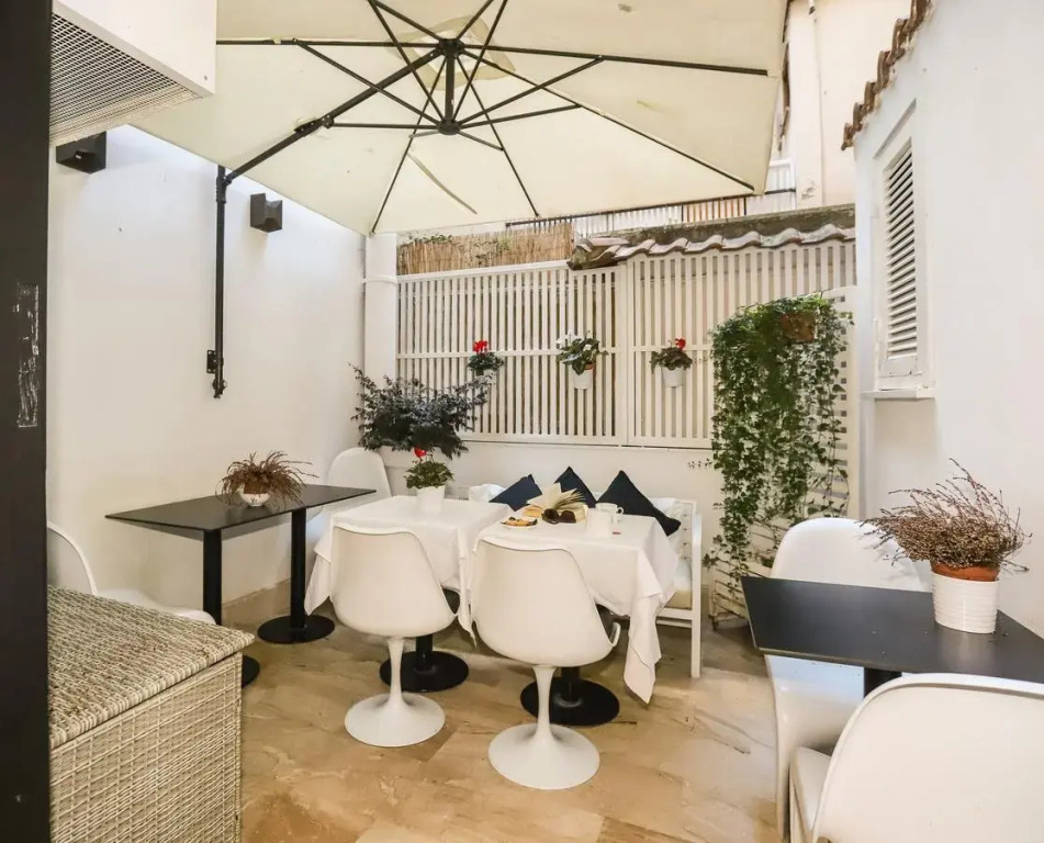 Minerva Relais