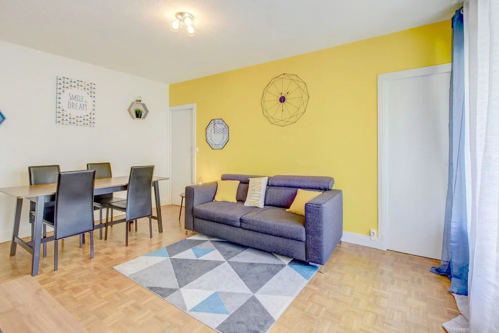 L'Universite  - Cosy & Clean