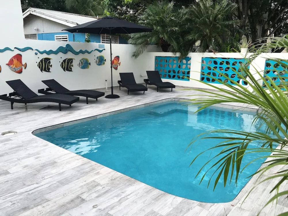 Turquoise Shell Inn