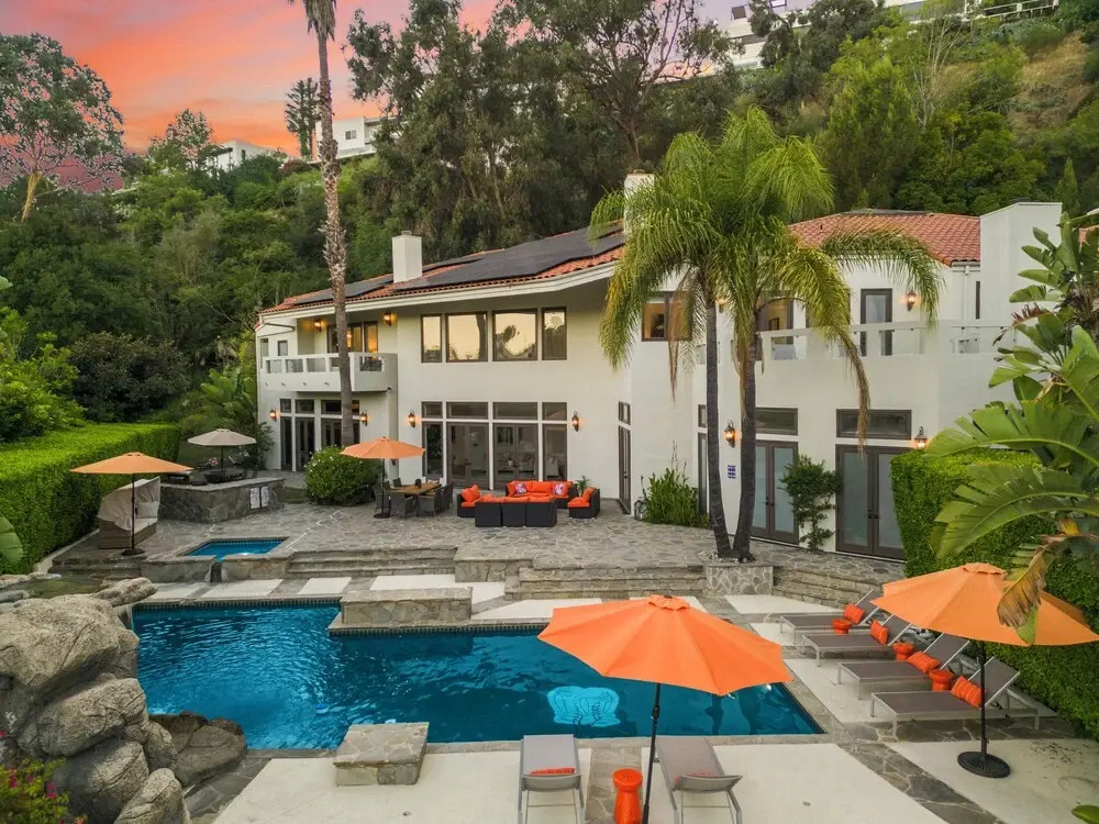 Anzio - Contemporary Bel Air Estate With Endless Amenities