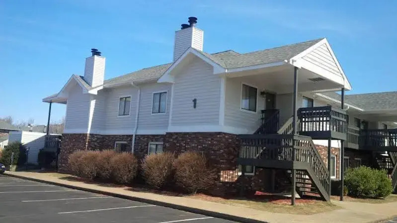 Clarion Suites Inn