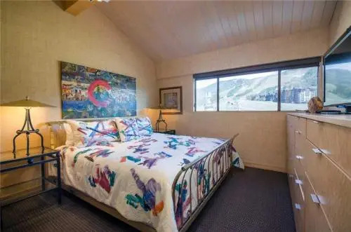 Steamboat Gondola Residences - SV710