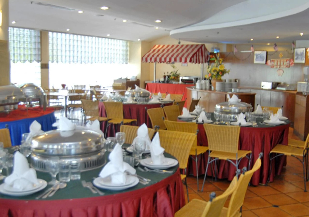 Mandarin Court Hotel