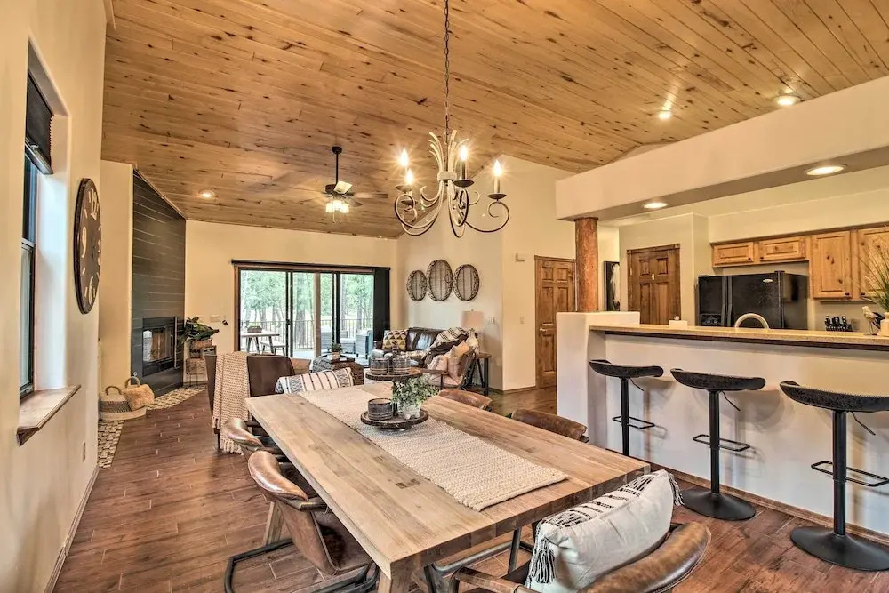 Show Low 'a-to-z Cabin' With Deck & Gas Grill!