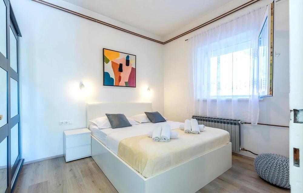 Nice Home in Kastel Stari With Wifi and 1 Bedrooms