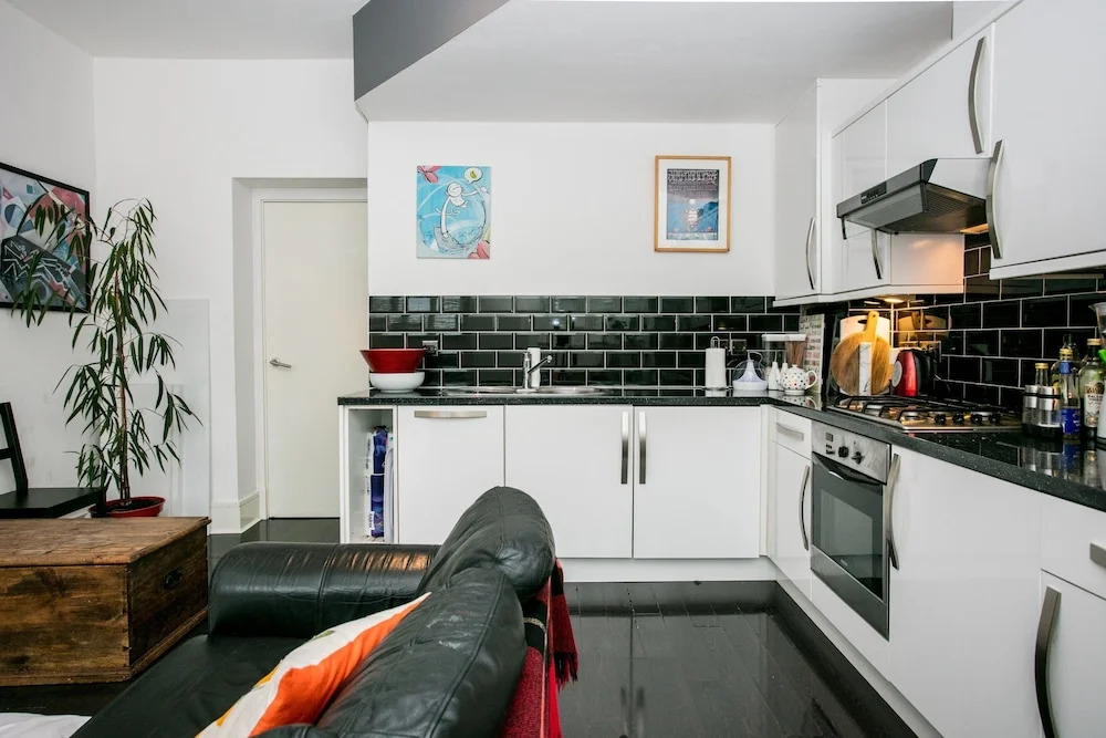 Central Modern Apartment