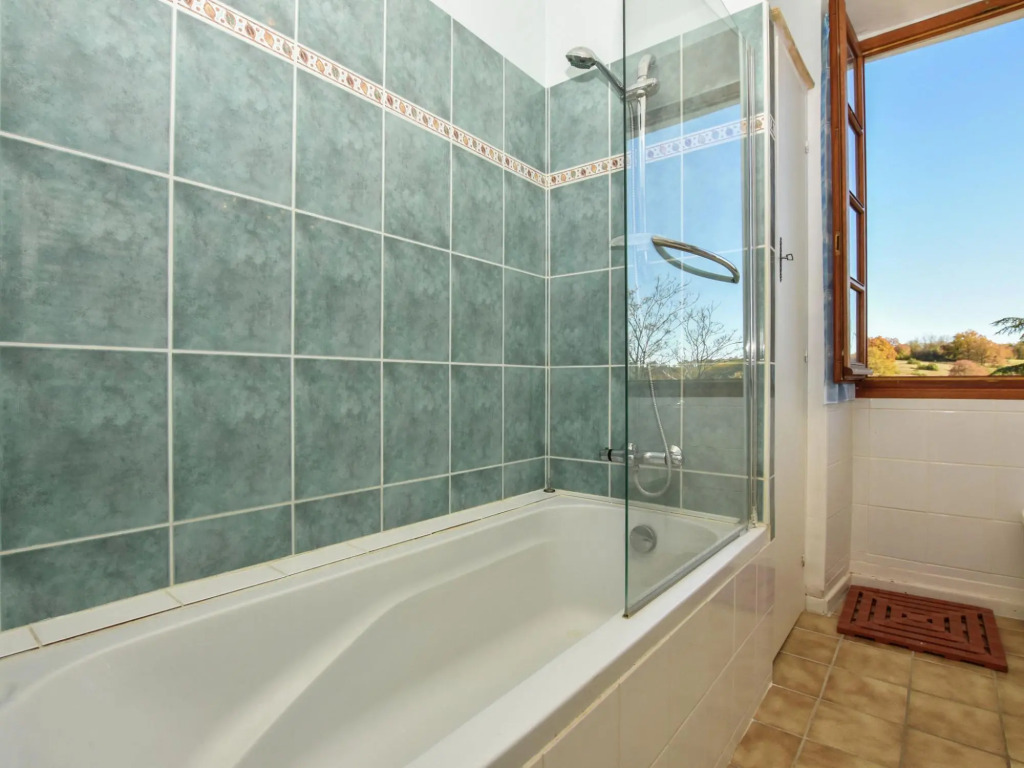 Vintage Retreat in Montfaucon
