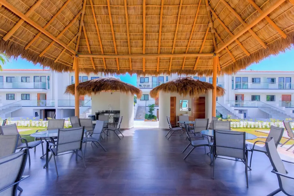 NEW El Tigre Resort-style Stay